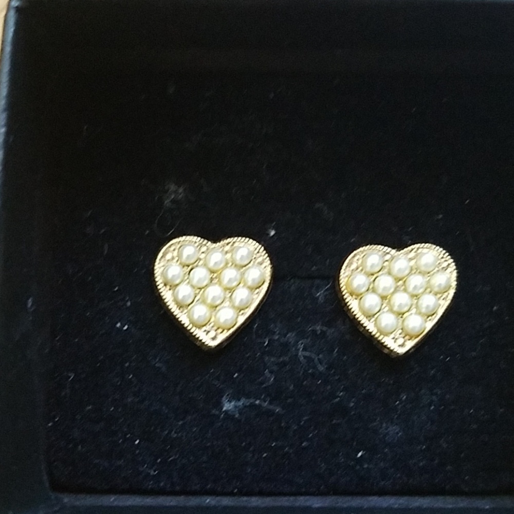 1920s Gold Heart Art Deco "pearl" earrings